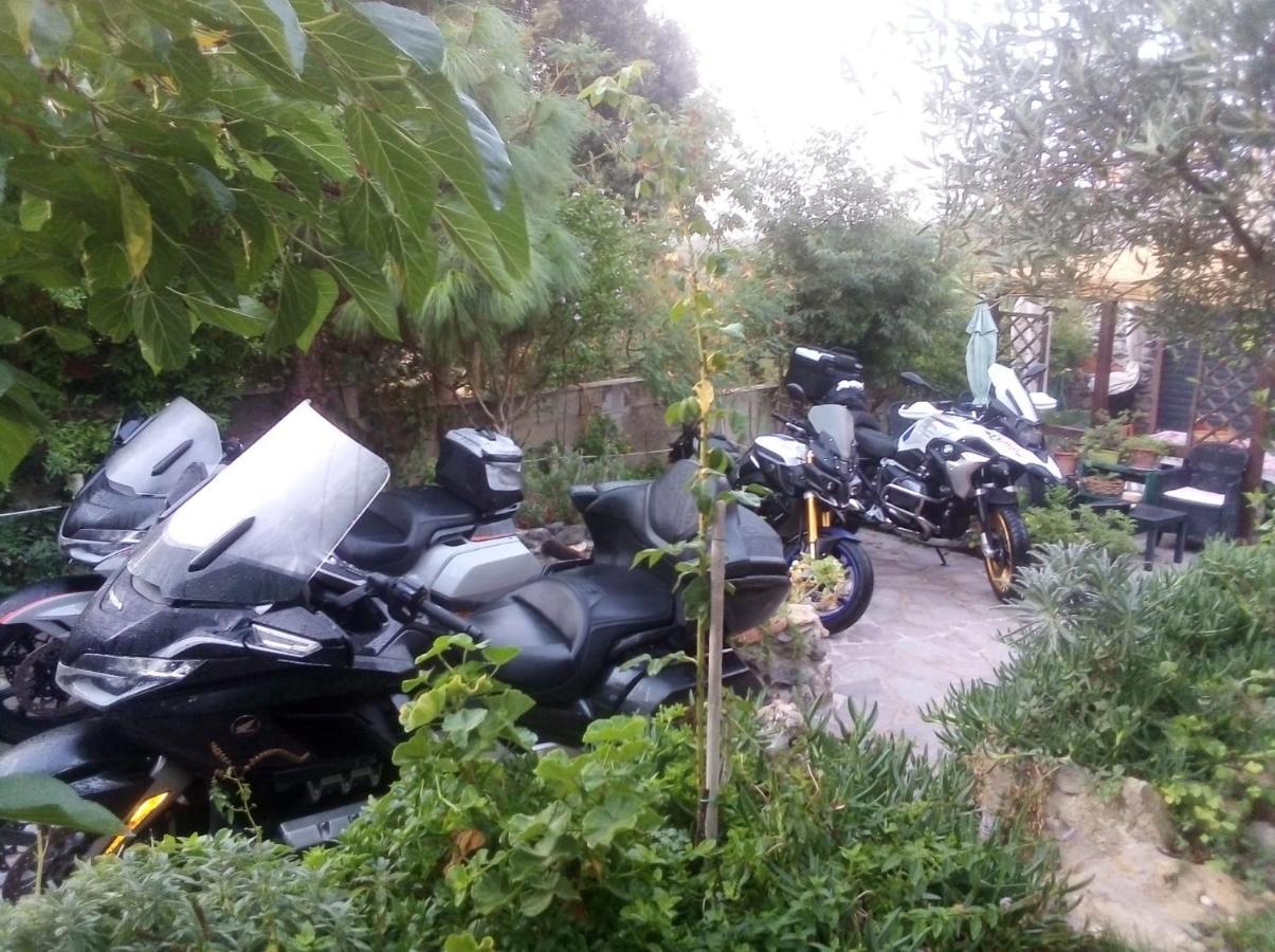 Belli Come Il Sole Serri Exterior foto